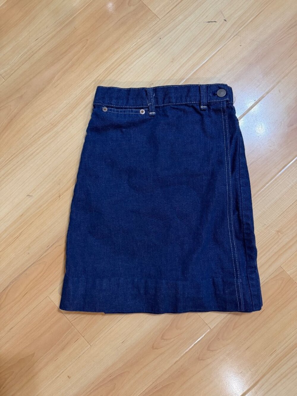 Vintage JC Penney Women’s  Denim Skirt Size 8 Button Closure Blue